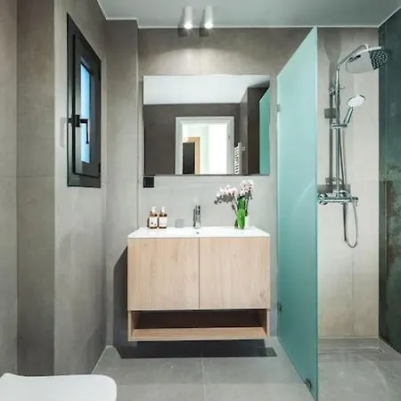 The Meta - Rooftop Access 1 Bedroom Apartment Athens